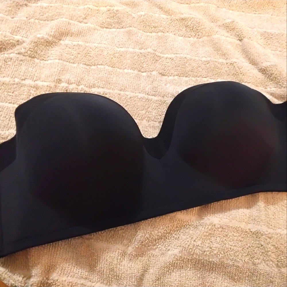 Lively Strapless Bra - 38D Black - NWT